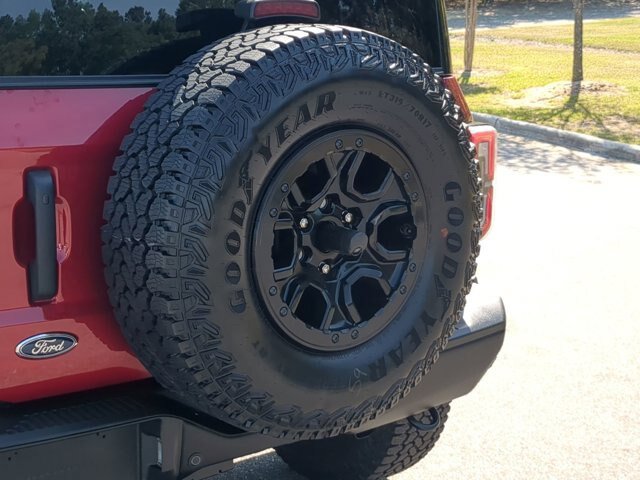 Certified 2025 Ford Bronco Badlands AWD/4WD image 39