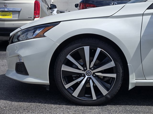 Used 2020 Nissan Altima 2.5 SR FWD image 9