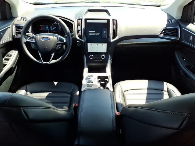 Certified 2023 Ford Edge SEL w/ Convenience Package AWD/4WD image 12