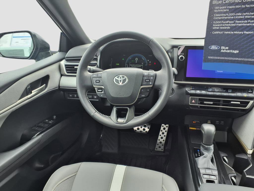 Used 2025 Toyota Camry Hybrid image 13