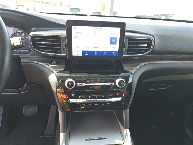 Certified 2021 Ford Explorer Limited w/ Hybrid Equipment Group 310A image 21