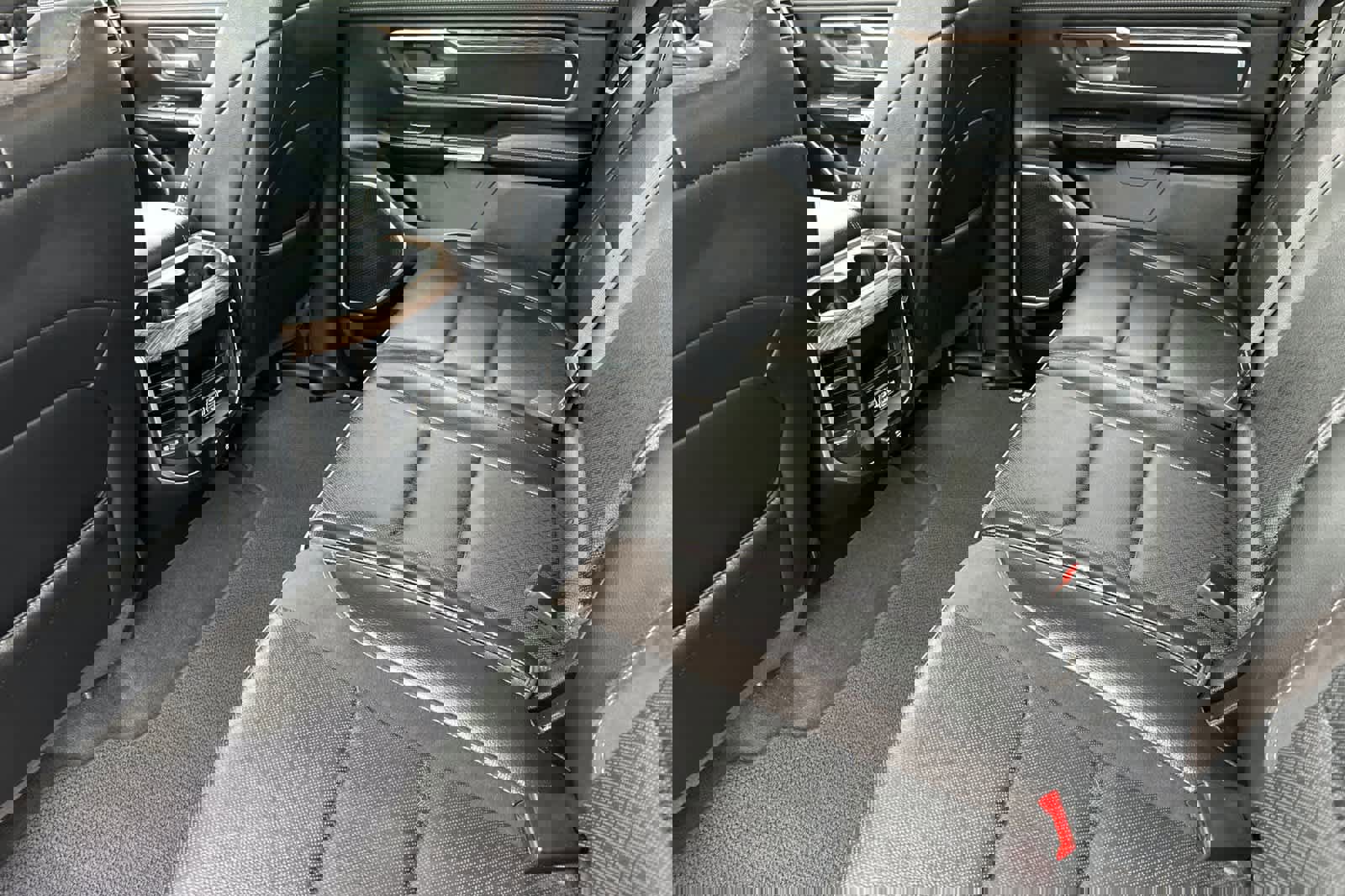 Used 2020 RAM 1500 Laramie image 10