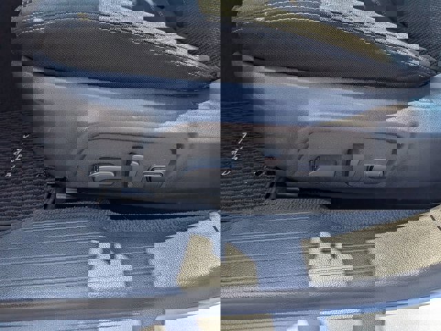 Used 2019 Subaru Outback 2.5i Premium AWD/4WD image 16