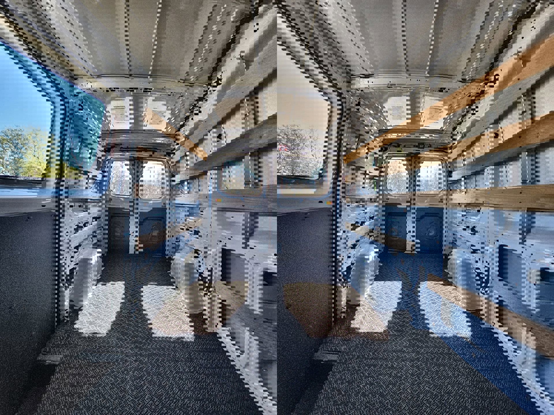 Certified 2024 Ford Transit 250 Base w/ Exterior Upgrade Package image 19