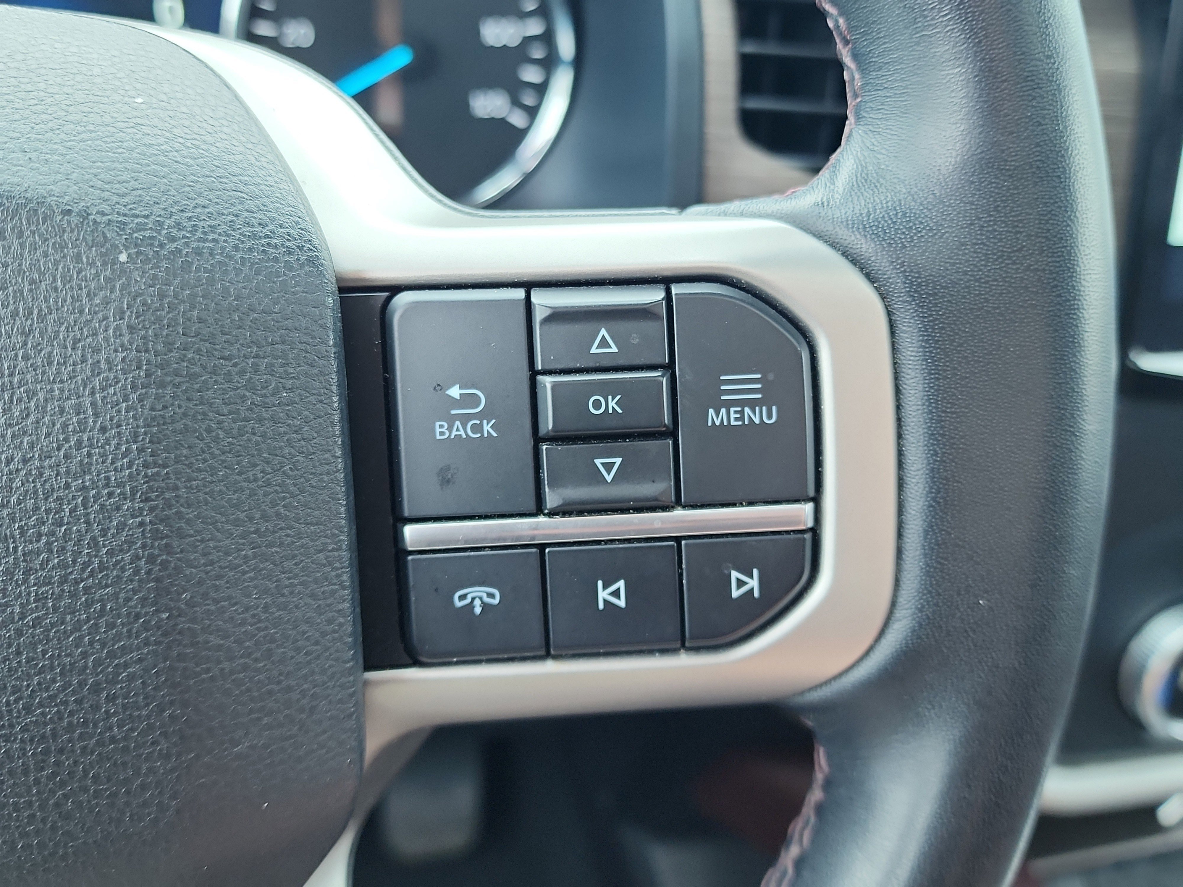 Certified 2023 Ford Expedition Limited image 22