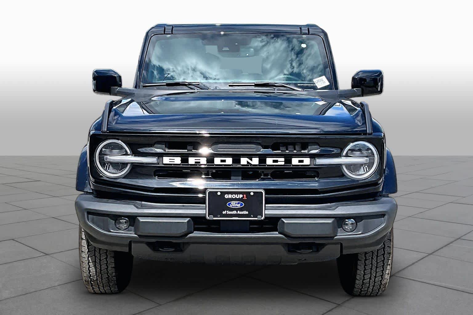 Certified 2025 Ford Bronco Outer Banks AWD/4WD image 4