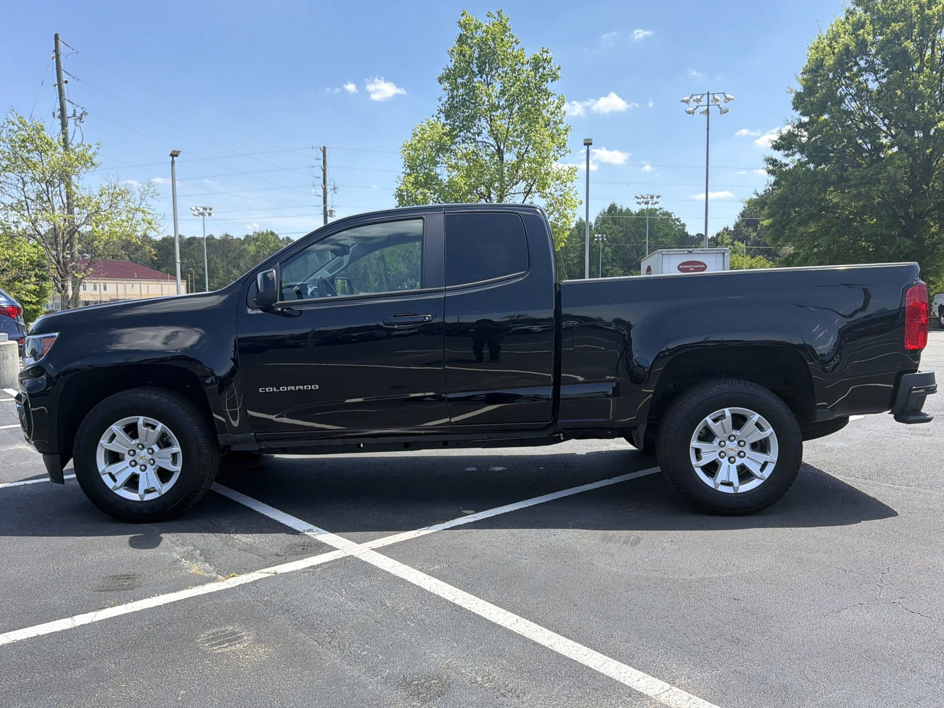 Used 2022 Chevrolet Colorado LT w/ Fleet Safety Package image 6
