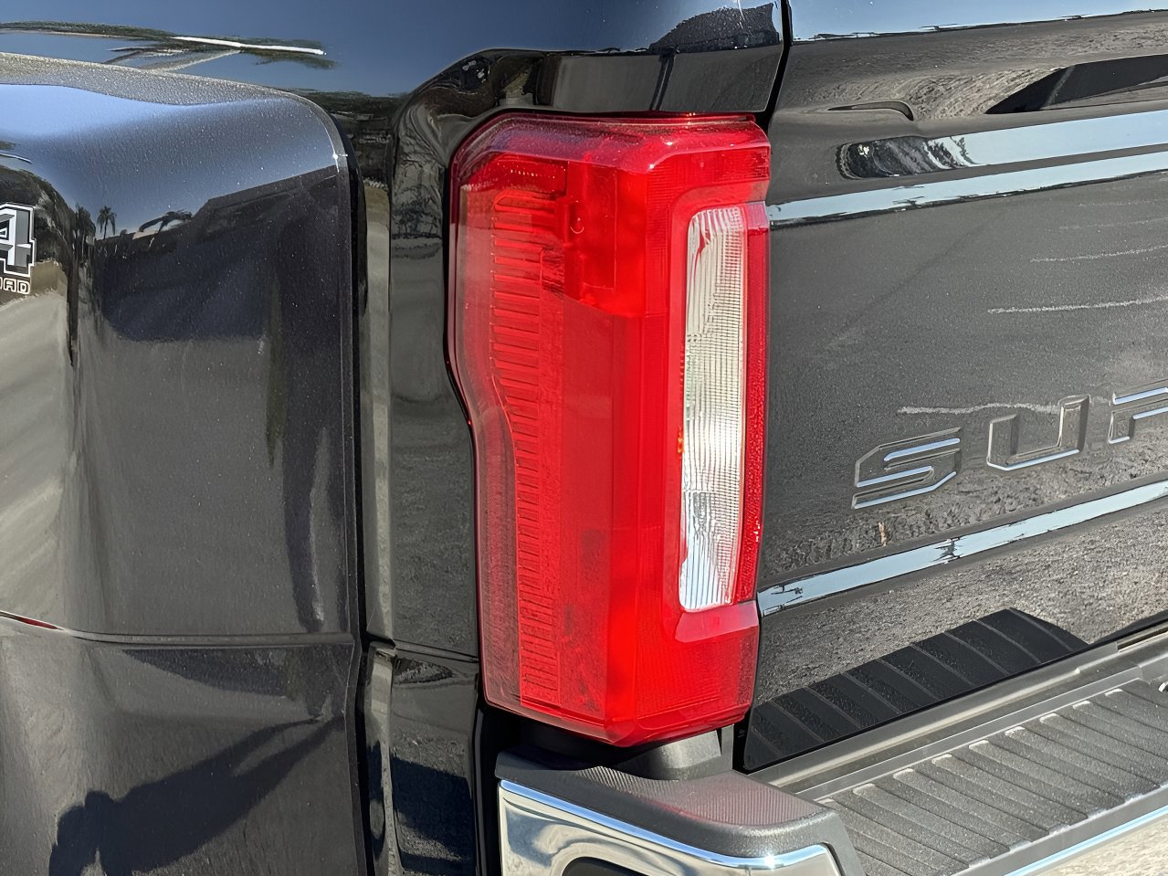 Certified 2025 Ford F350 XLT w/ FX4 Off-Road Package image 13