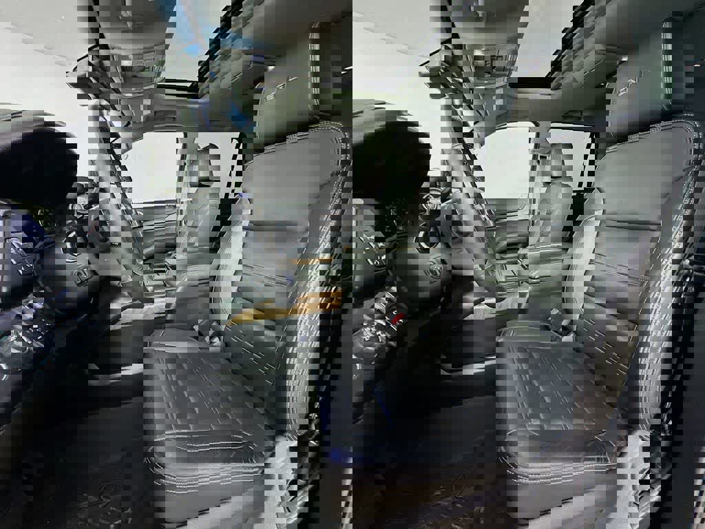 Used 2019 GMC Yukon Denali w/ Open Road Package image 15