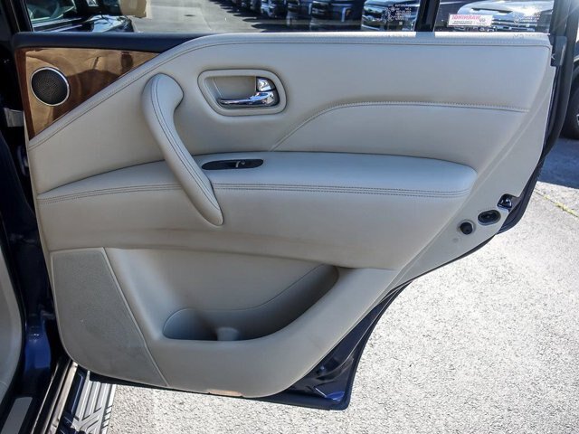 Used 2018 INFINITI QX80 4WD w/ Driver Assistance Package image 32