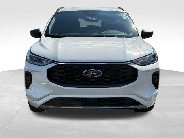 Certified 2024 Ford Escape ST-Line w/ Tech Pack #1 AWD/4WD image 10