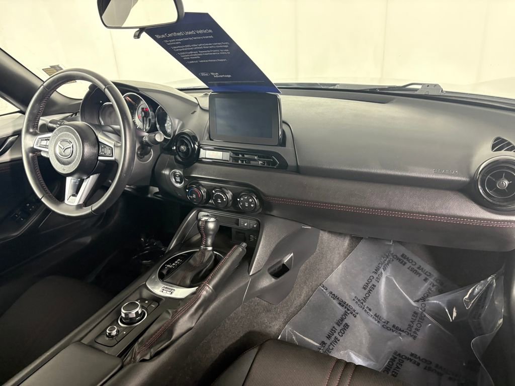 Used 2018 MAZDA MX-5 Miata Club image 37