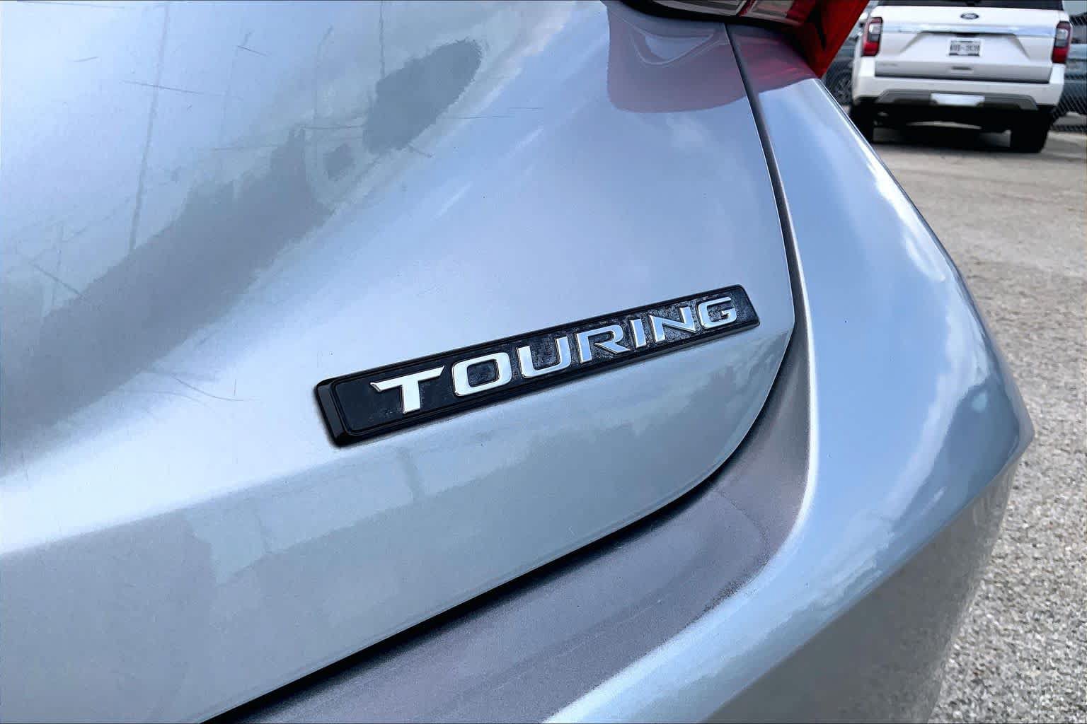 Used 2021 Toyota Avalon Touring FWD image 10