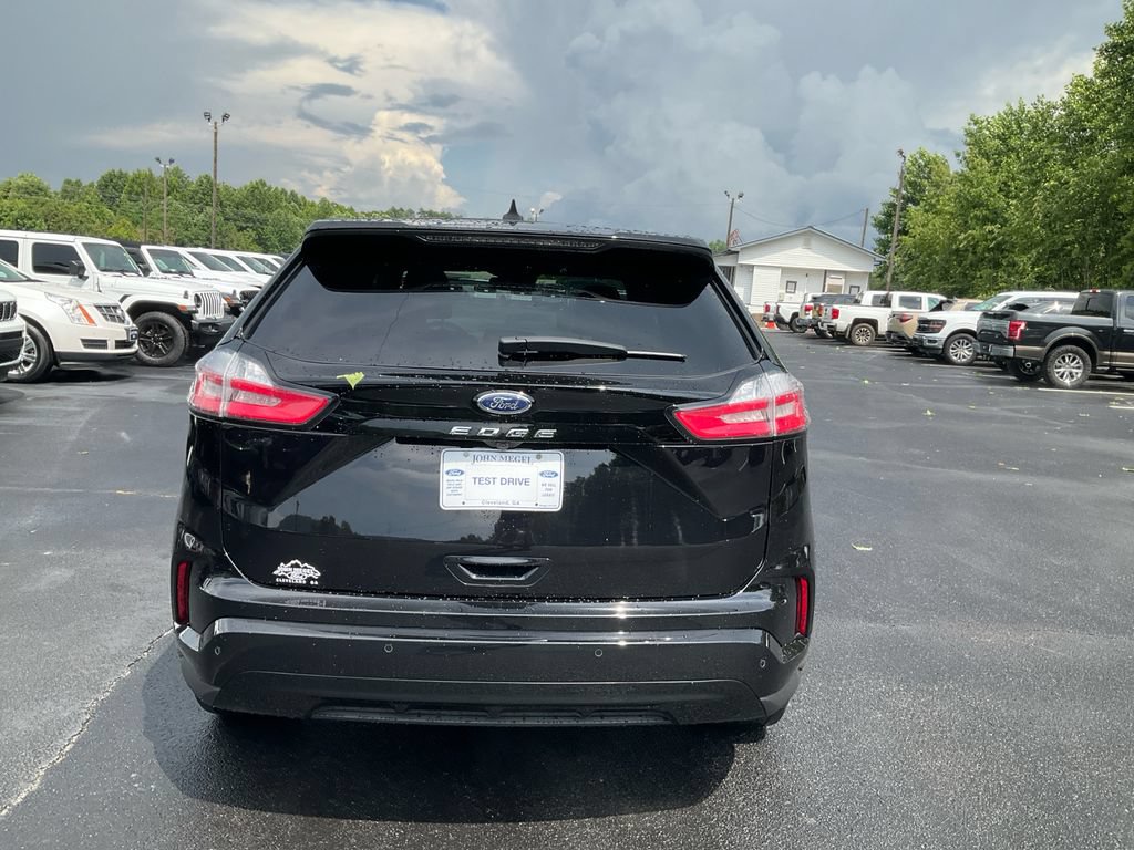 Certified 2024 Ford Edge ST-Line AWD/4WD image 6