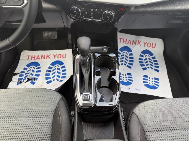 Used 2025 Chevrolet Trax LT w/ LT Convenience Package image 21