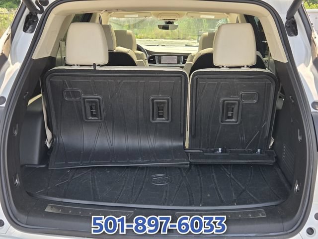 Used 2024 Buick Enclave Avenir w/ Avenir Technology Package FWD image 14