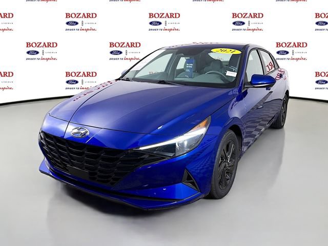 Used 2021 Hyundai Elantra SEL w/ Convenience Package FWD image 4