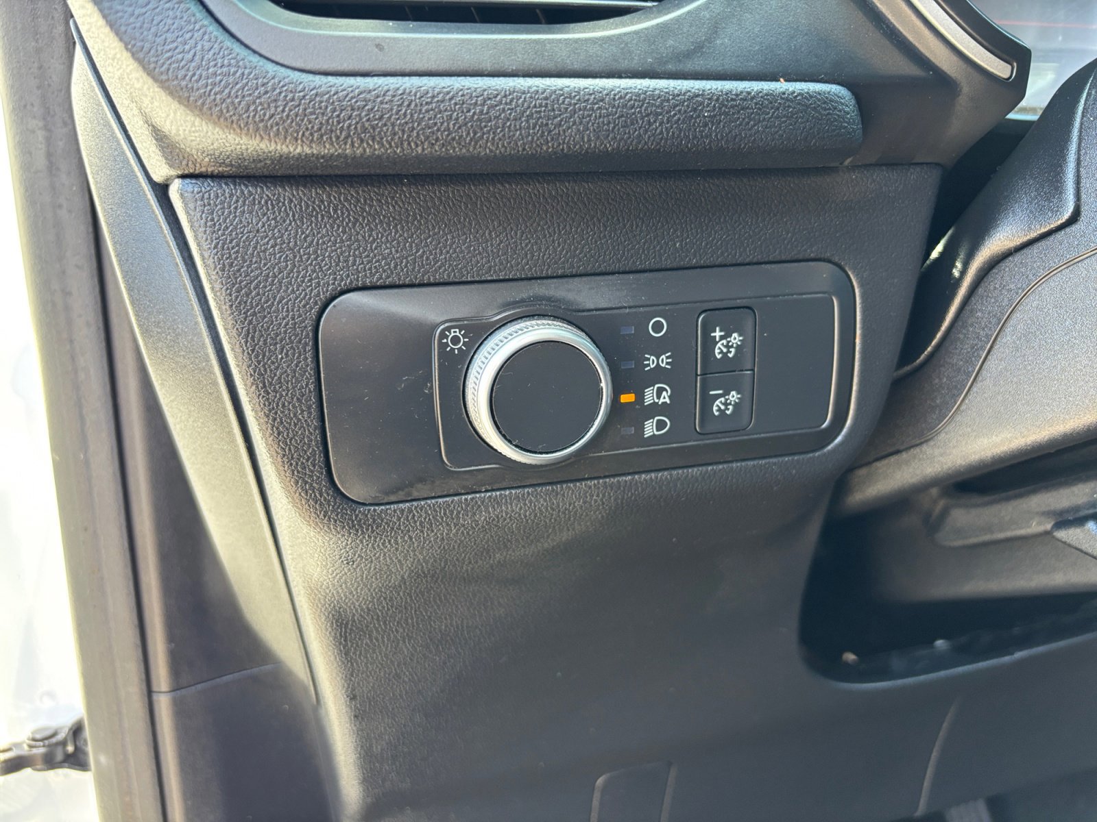 Certified 2021 Ford Escape SE image 14