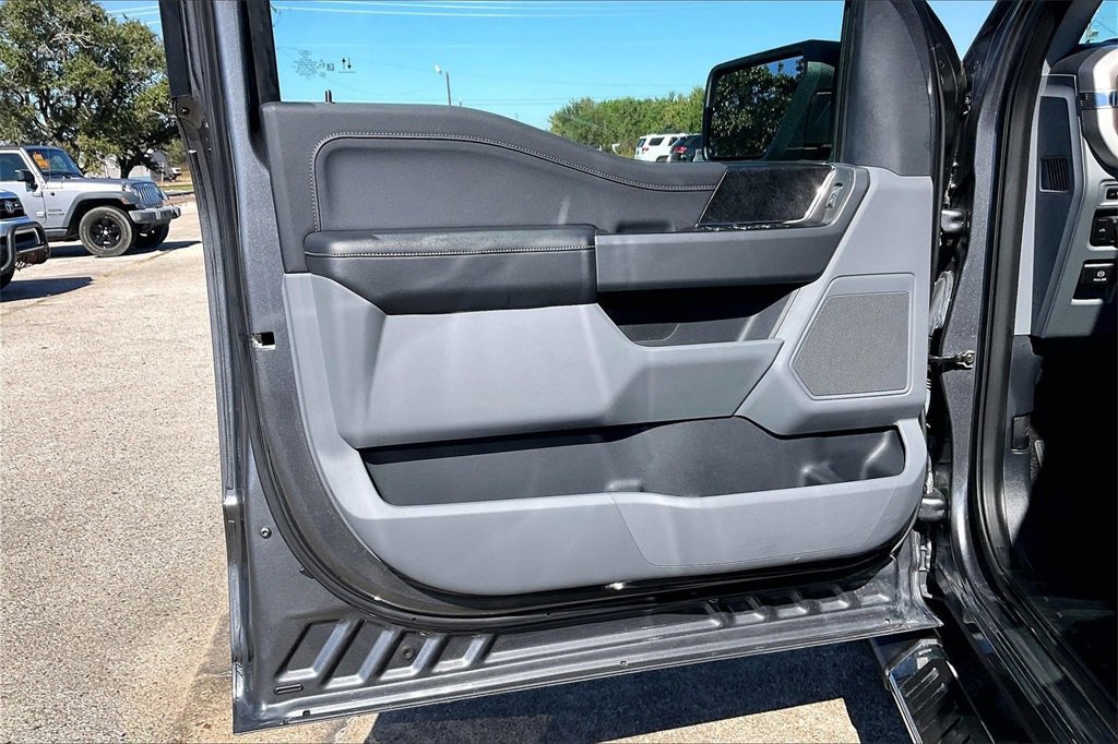 Certified 2021 Ford F150 XLT w/ Equipment Group 302A High image 17