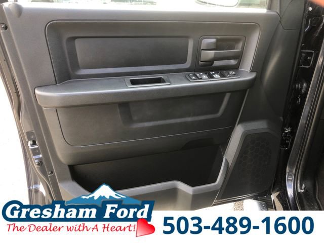 Used 2017 RAM 1500 Express AWD/4WD image 18