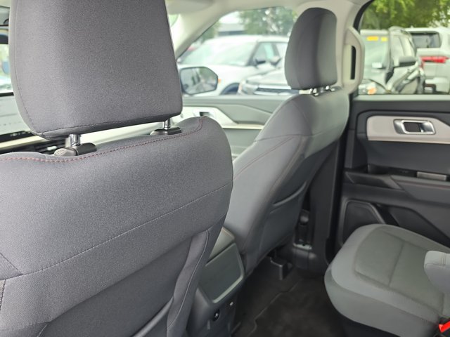 Certified 2026 Ford Explorer Active RWD image 13