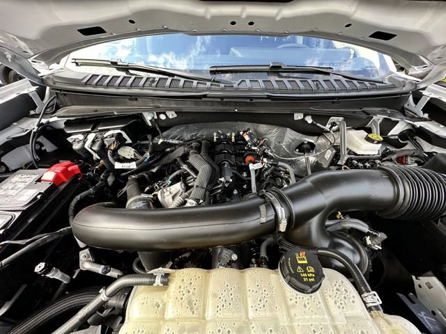 Certified 2025 Ford Expedition Active AWD/4WD image 31