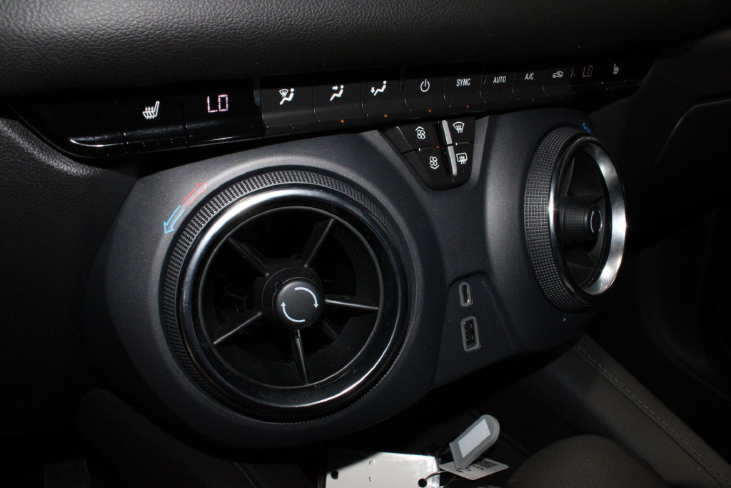 Used 2021 Chevrolet Blazer LT FWD image 31