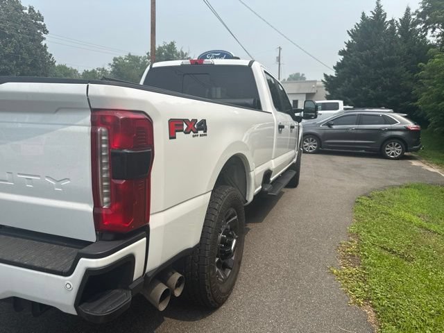 Certified 2025 Ford F350 XL w/ STX Appearance Package AWD/4WD image 4