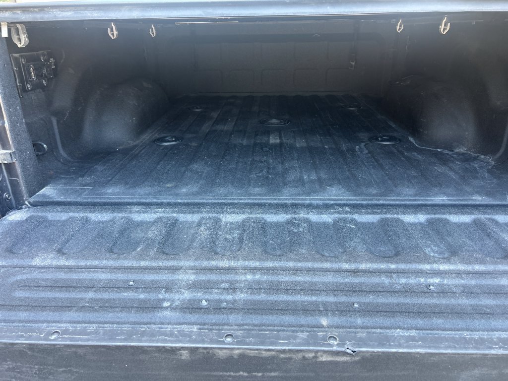 Used 2022 RAM 2500 Laramie AWD/4WD image 28
