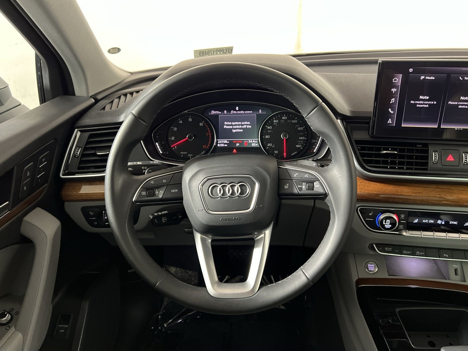 Used 2023 Audi Q5 2.0T Premium w/ Convenience Package AWD/4WD image 16