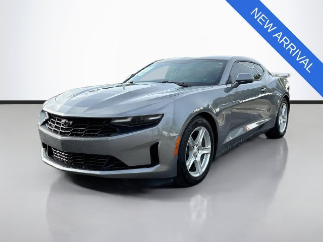 Used 2020 Chevrolet Camaro LT RWD image 1