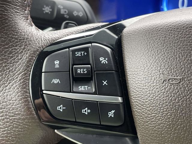 Certified 2021 Ford Explorer King Ranch w/ Premium Technology Package image 21