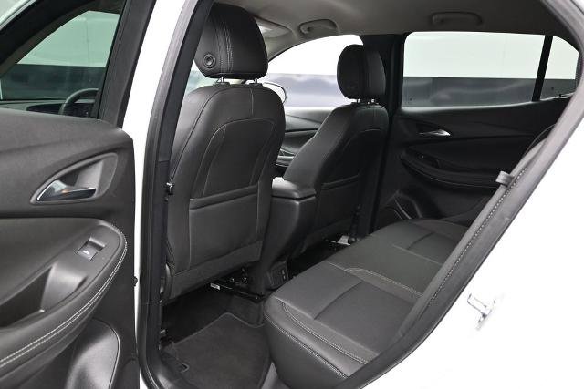 Used 2025 Buick Encore GX Preferred AWD/4WD image 18