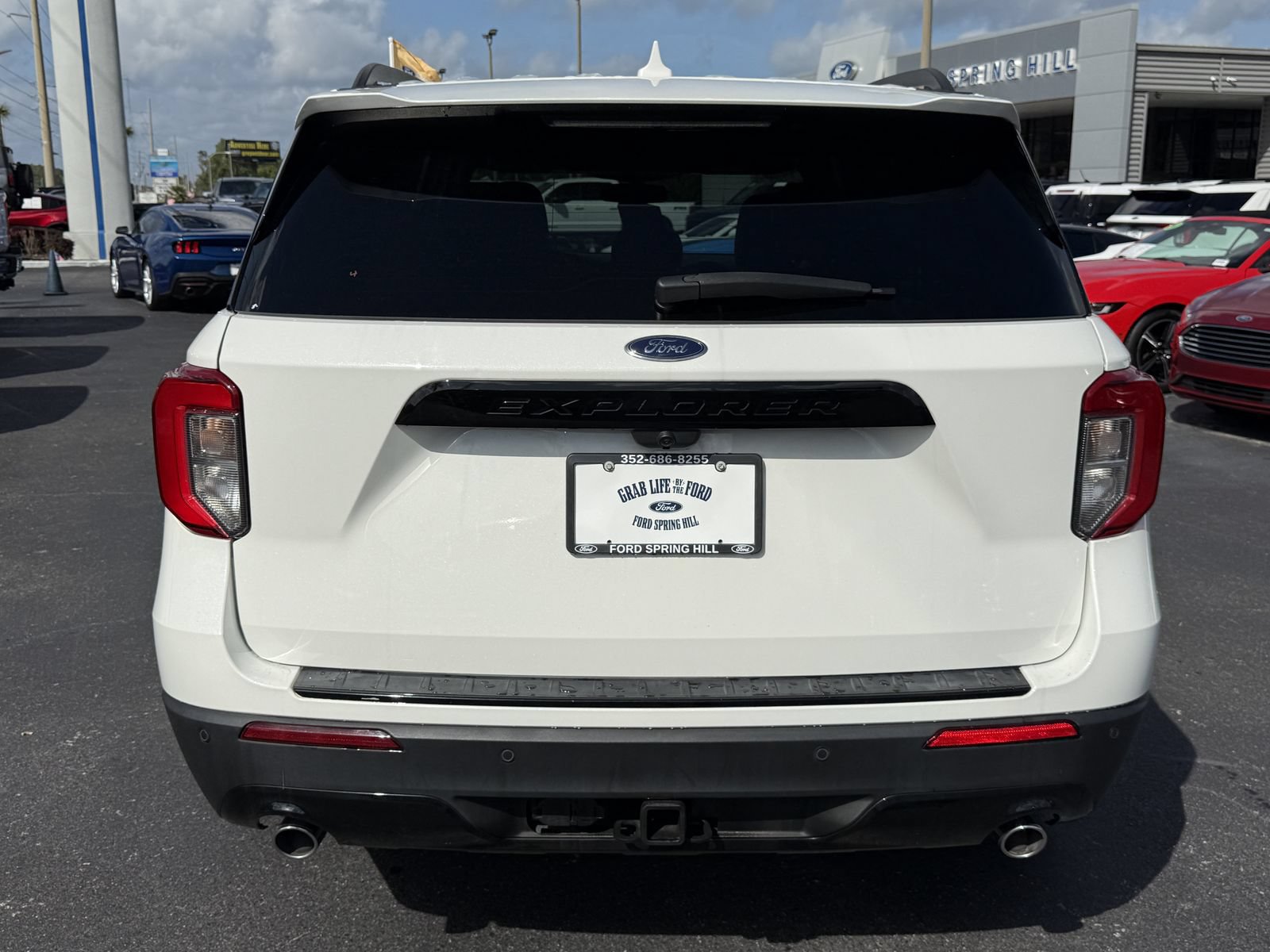 Certified 2022 Ford Explorer ST-Line w/ Class IV Trailer Tow Package RWD image 6