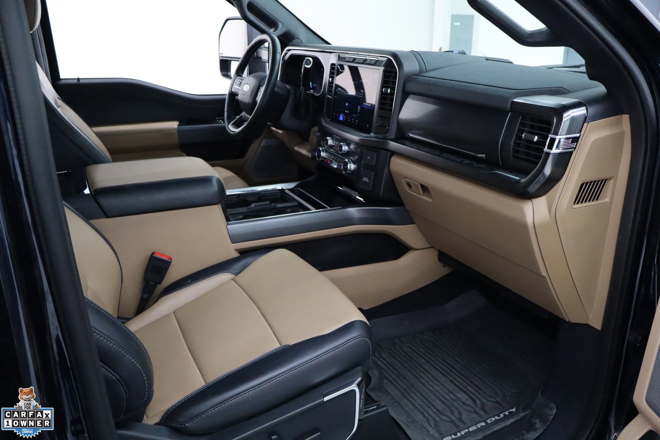 Certified 2023 Ford F250 Lariat w/ Sport Appearance Package image 29