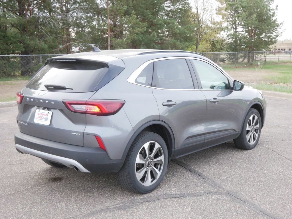 Certified 2024 Ford Escape Platinum AWD/4WD image 5