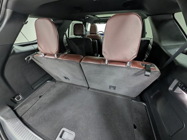 Certified 2023 Ford Explorer Platinum w/ Technology Package AWD/4WD image 22