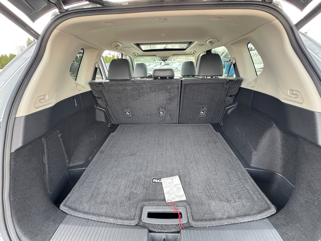 Used 2023 Nissan Rogue SV w/ SV Premium B Package AWD/4WD image 29