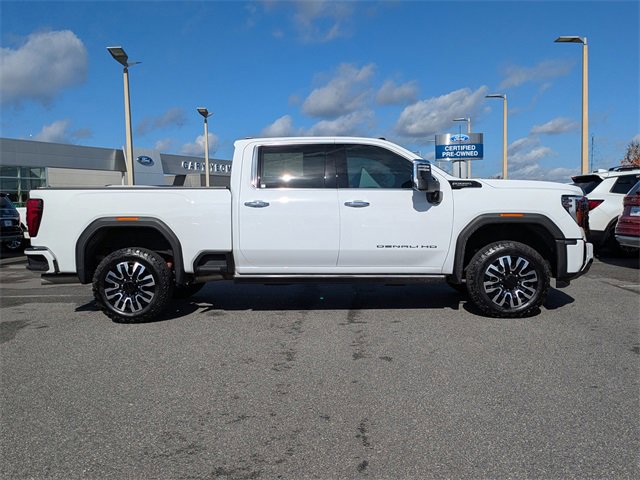 Used 2024 GMC Sierra 2500 Denali Ultimate image 6
