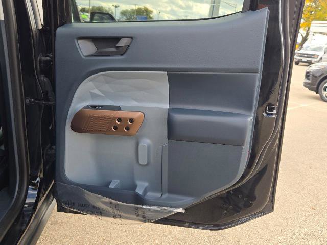 Certified 2024 Ford Maverick Lariat w/ 4K Tow Package image 12