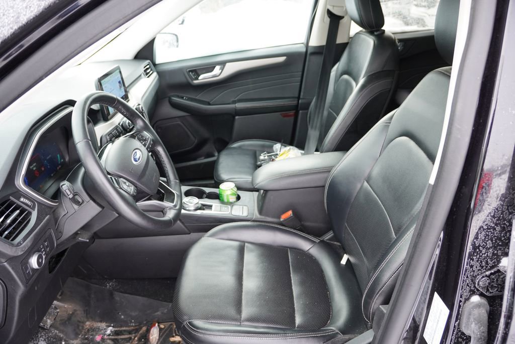 Certified 2022 Ford Escape SEL w/ Technology Package image 5
