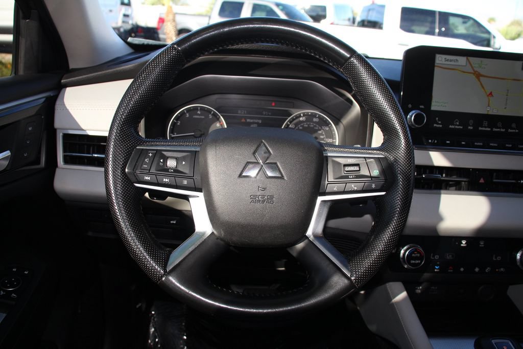 Used 2022 Mitsubishi Outlander SEL FWD image 16
