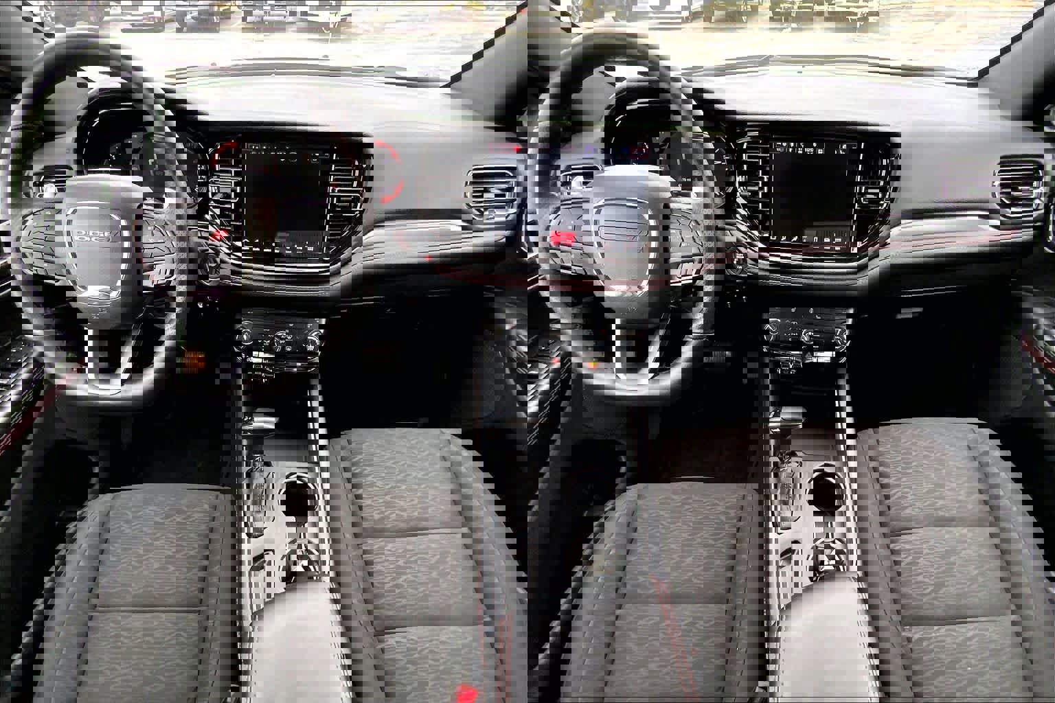 Used 2025 Dodge Durango GT w/ Blacktop Package image 13