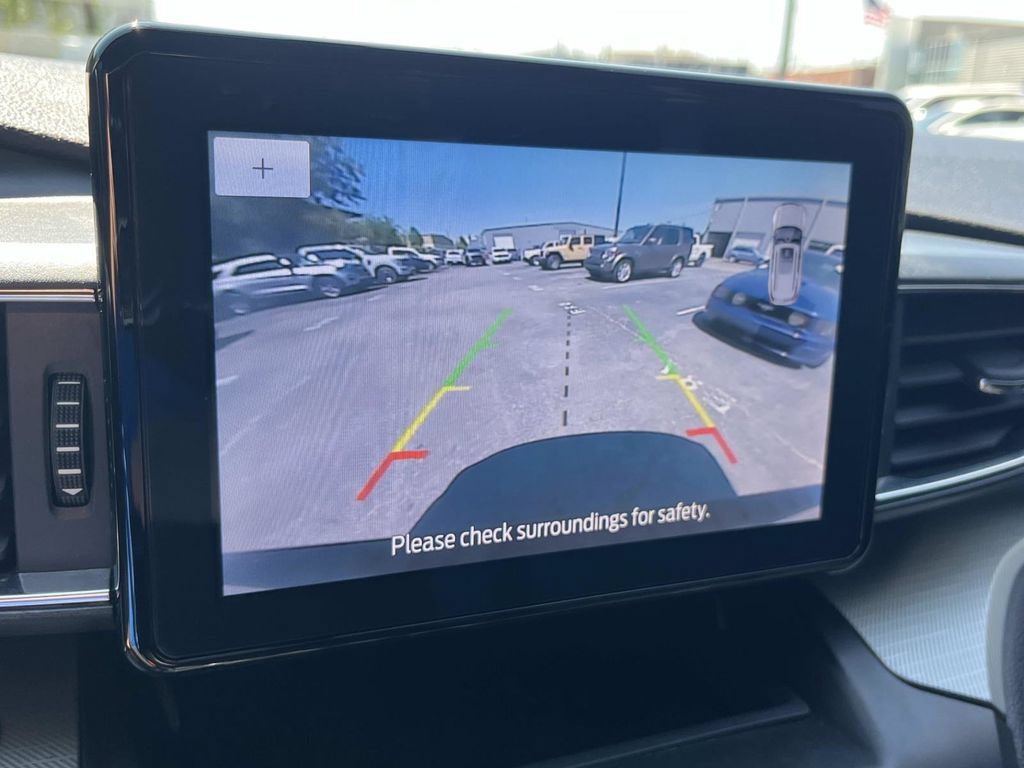 Certified 2020 Ford Explorer XLT w/ Equipment Group 202A AWD/4WD image 41