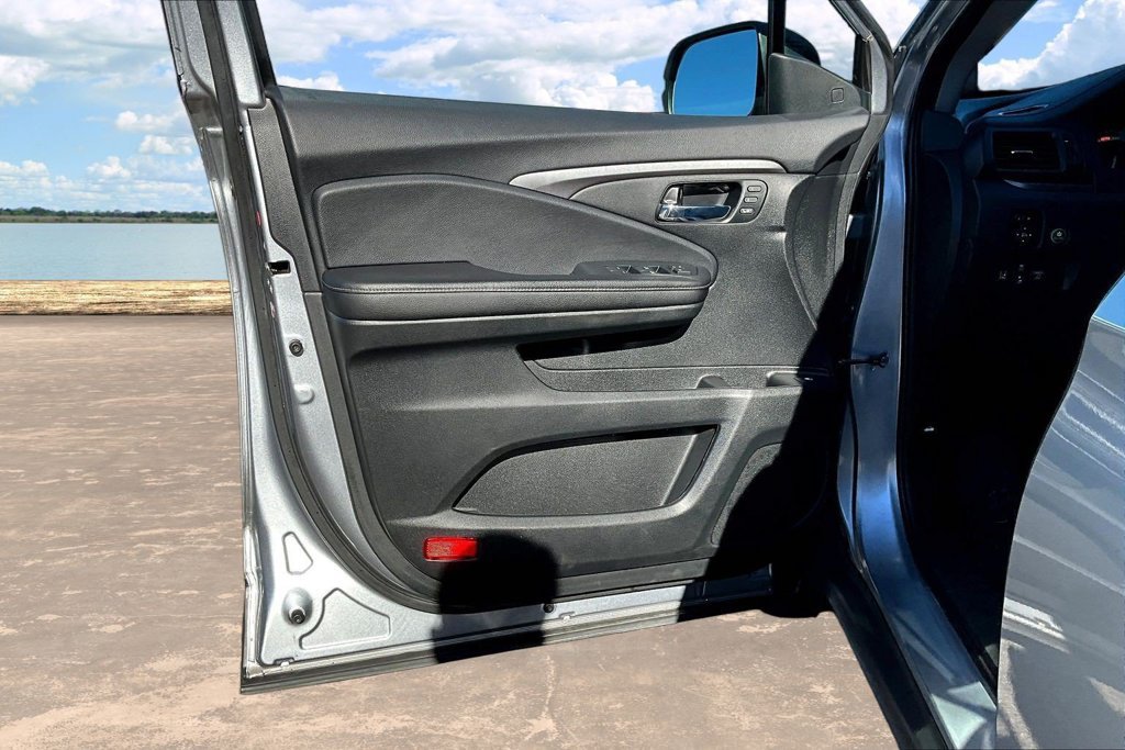 Used 2023 Honda Ridgeline RTL image 23
