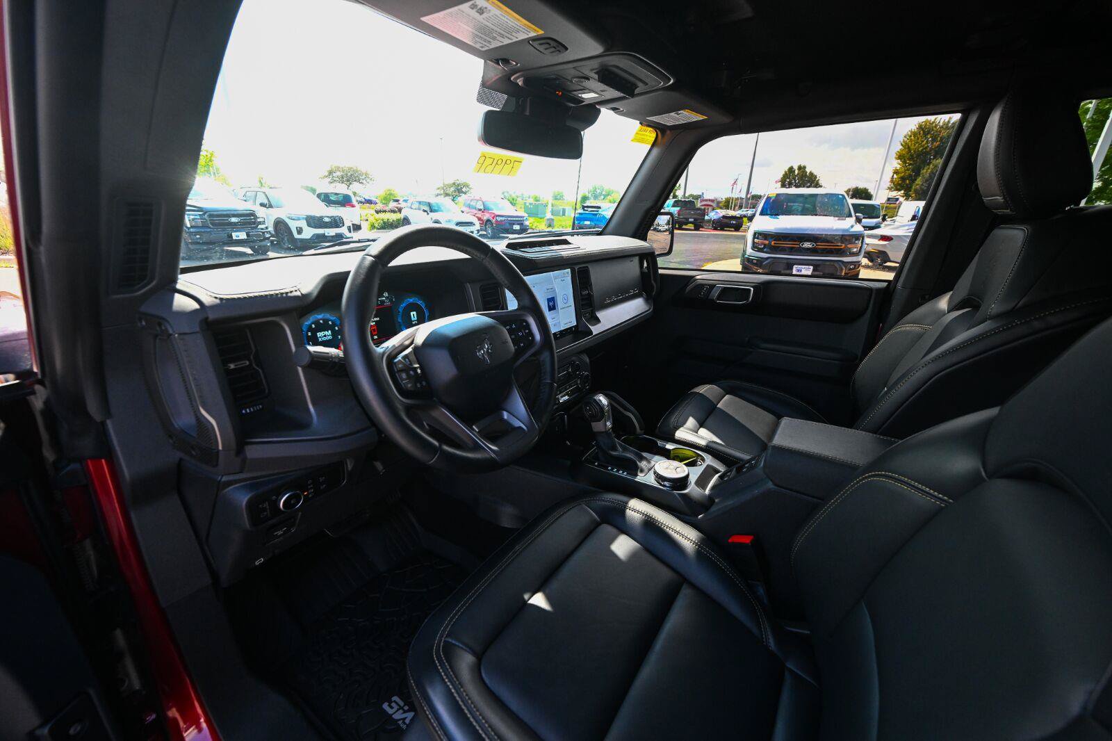 Certified 2025 Ford Bronco Badlands w/ Sasquatch Package AWD/4WD image 18