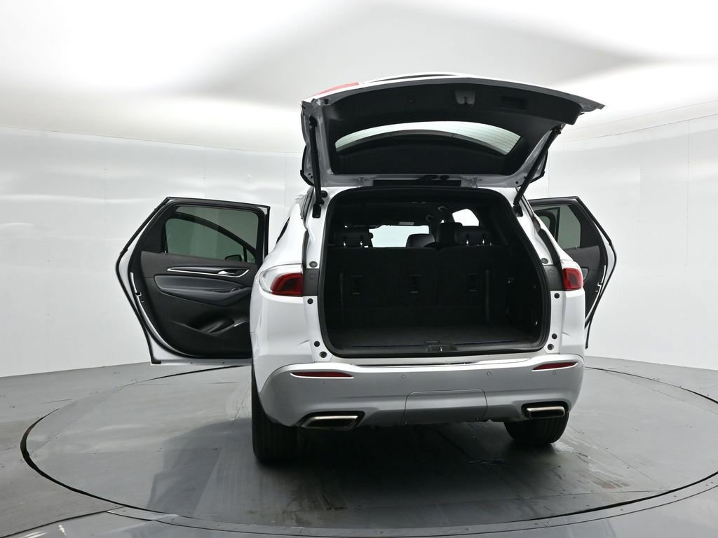 Used 2022 Buick Enclave Essence image 55