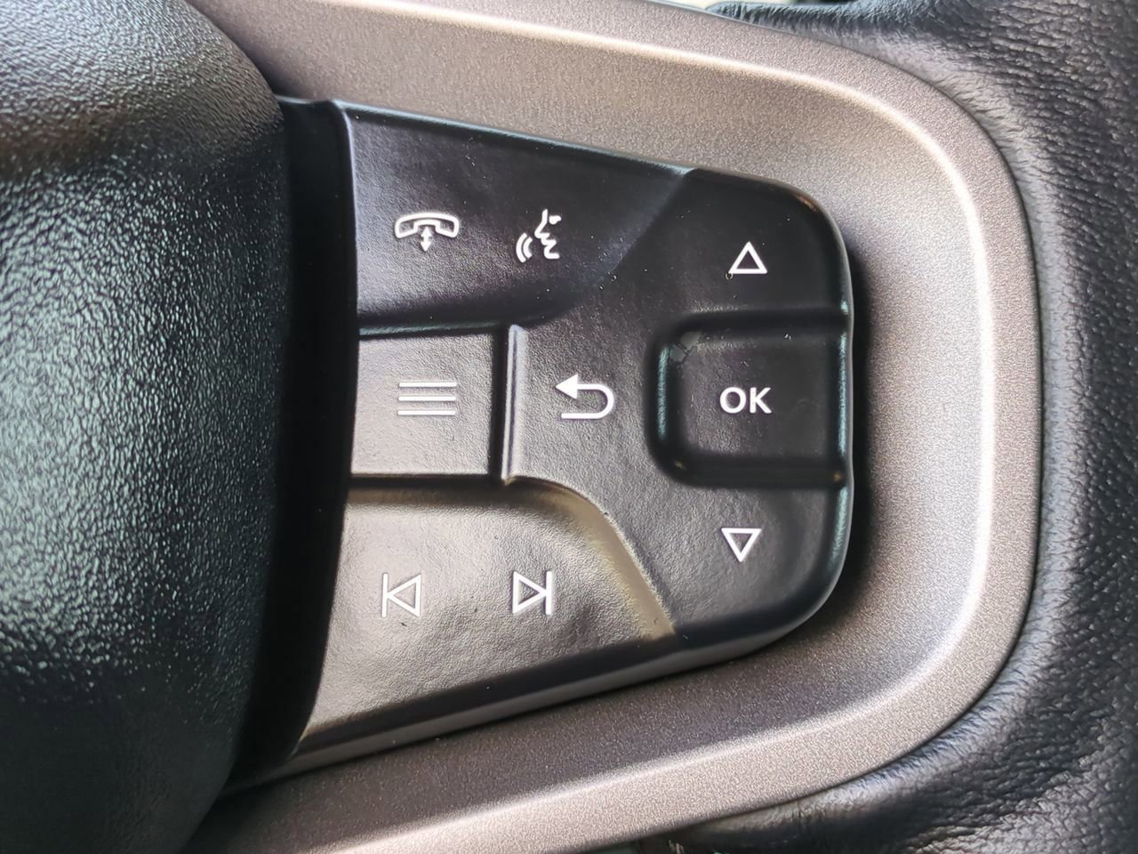 Certified 2025 Ford Bronco Stroppe Edition image 26