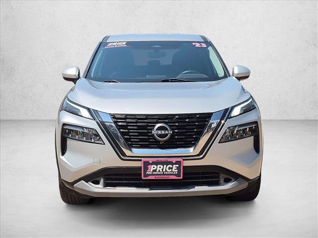 Used 2023 Nissan Rogue SV FWD video 2