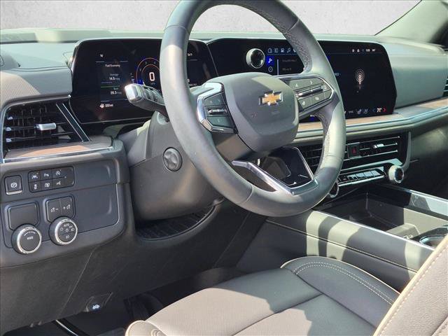 Used 2026 Chevrolet Tahoe Premier RWD image 8
